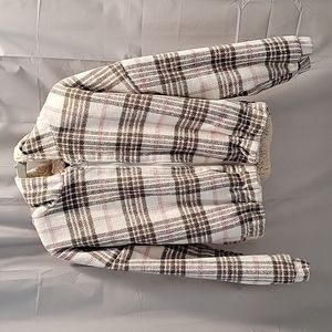 Puffy jacket, Size medium, pink.